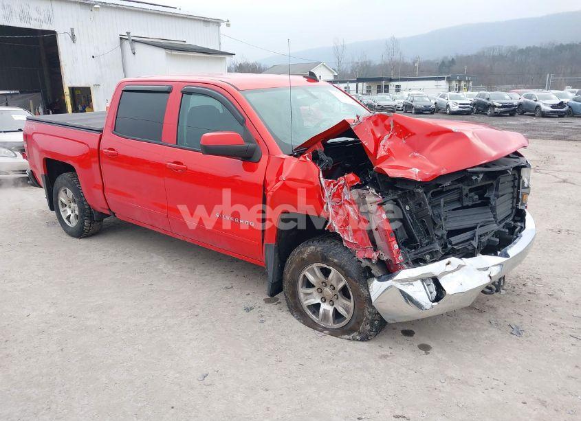 2017 Chevrolet Silverado 1500 1LT (VIN 3GCUKREC8HG500076) main photo