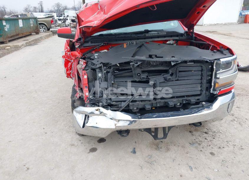 Photo 6 of 2017 Chevrolet Silverado 1500 1LT (VIN 3GCUKREC8HG500076)