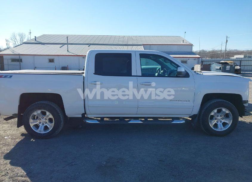 Photo 14 of 2017 Chevrolet Silverado 1500 2LT (VIN 3GCUKREC8HG508355)