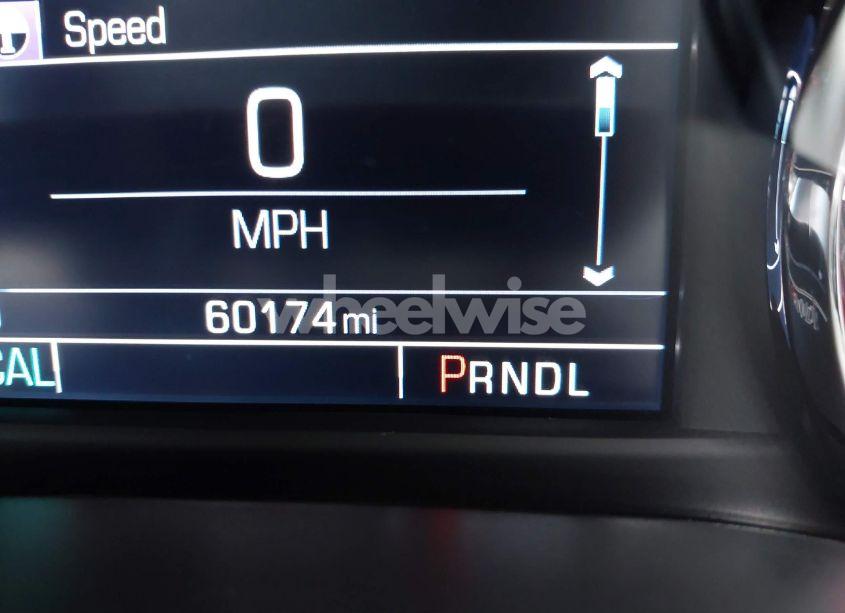 Photo 12 of 2018 Chevrolet Silverado 1500 2LT (VIN 3GCUKREC8JG110116)