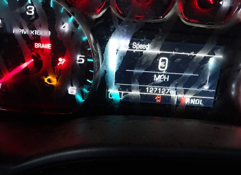 Photo 15 of 2018 Chevrolet Silverado 1500 2LT (VIN 3GCUKREC8JG210037)