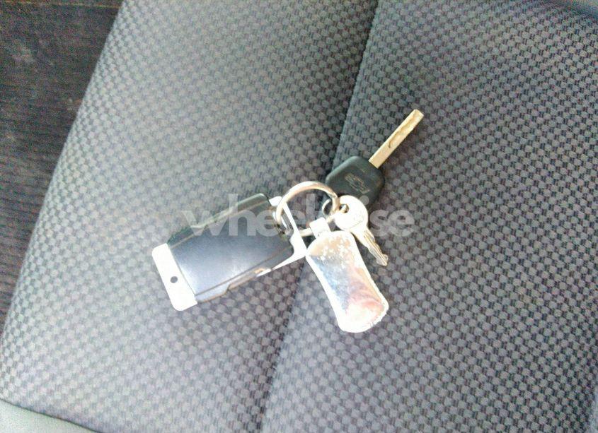 Photo 11 of 2018 Chevrolet Silverado 1500 1LT (VIN 3GCUKREC8JG463679)