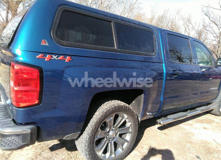 Photo 13 of 2018 Chevrolet Silverado 1500 1LT (VIN 3GCUKREC8JG463679)