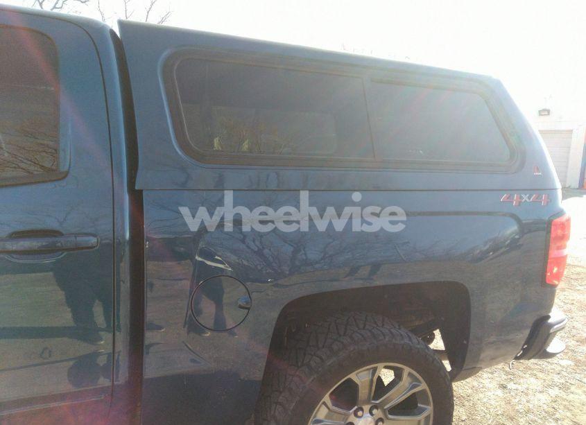 Photo 17 of 2018 Chevrolet Silverado 1500 1LT (VIN 3GCUKREC8JG463679)