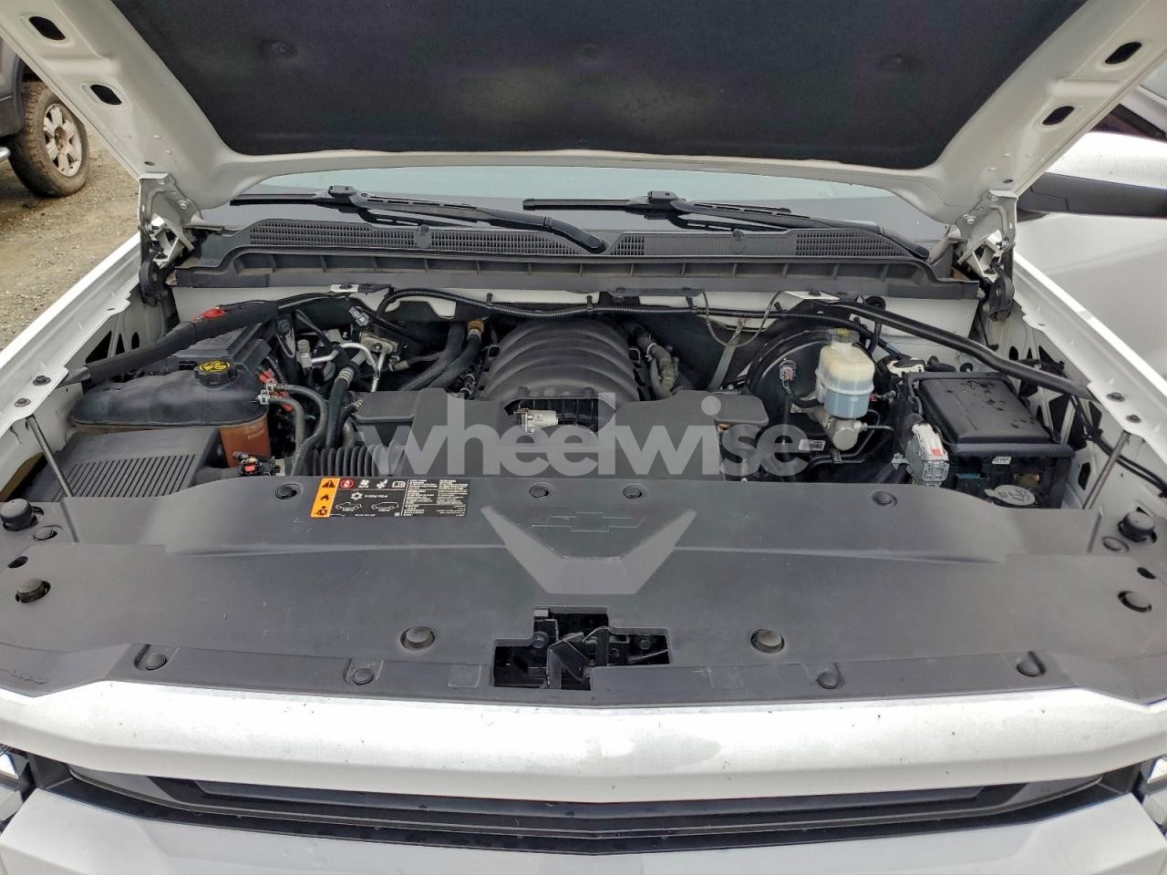 Photo 11 of 2018 CHEVROLET SILVERADO K1500 LT (VIN 3GCUKREC8JG590450)