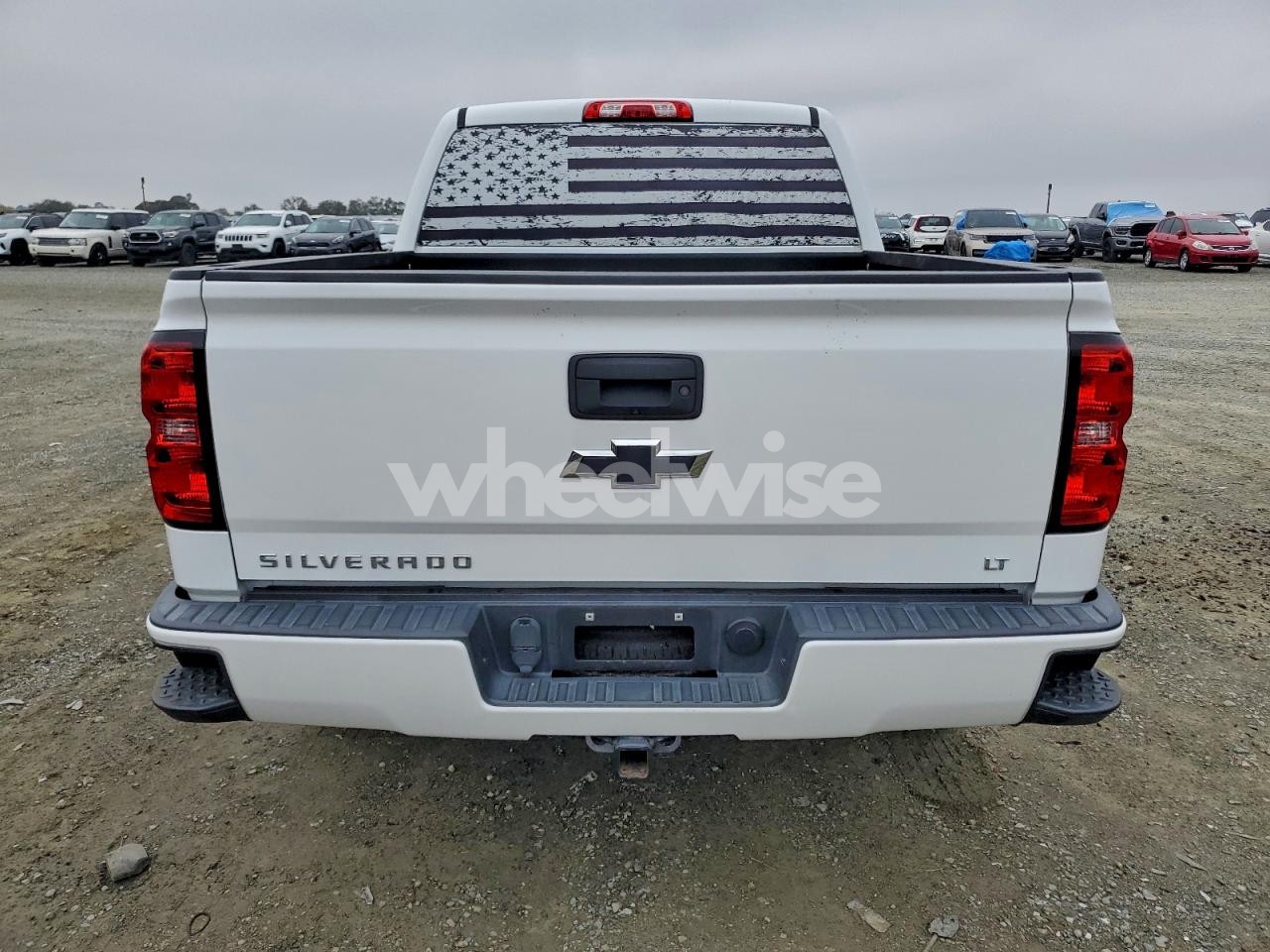 Photo 6 of 2018 CHEVROLET SILVERADO K1500 LT (VIN 3GCUKREC8JG590450)