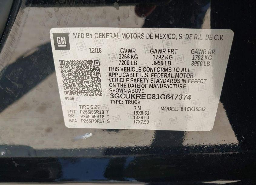 Photo 9 of 2018 Chevrolet Silverado 1500 2LT (VIN 3GCUKREC8JG647374)