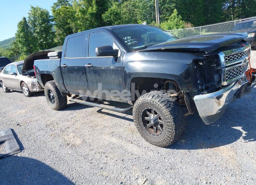 2014 Chevrolet Silverado 1500 1LT (VIN 3GCUKREC9EG189902) main photo