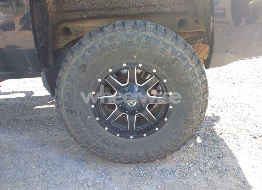 Photo 12 of 2014 Chevrolet Silverado 1500 1LT (VIN 3GCUKREC9EG189902)