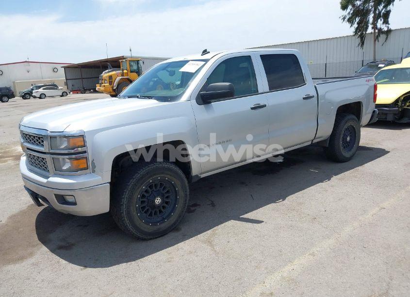 Photo 2 of 2014 Chevrolet Silverado 1500 1LT (VIN 3GCUKREC9EG235423)