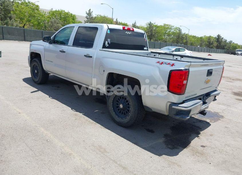 Photo 3 of 2014 Chevrolet Silverado 1500 1LT (VIN 3GCUKREC9EG235423)