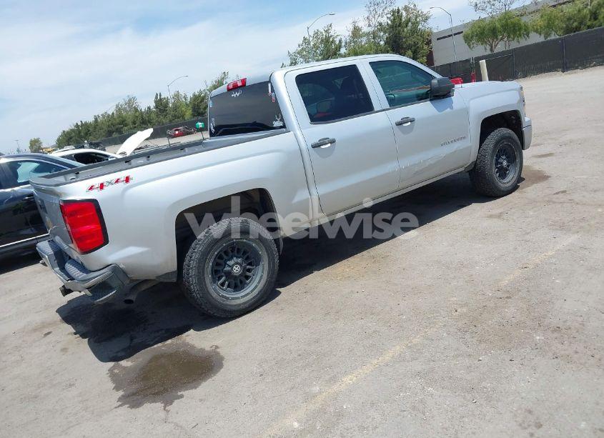 Photo 4 of 2014 Chevrolet Silverado 1500 1LT (VIN 3GCUKREC9EG235423)