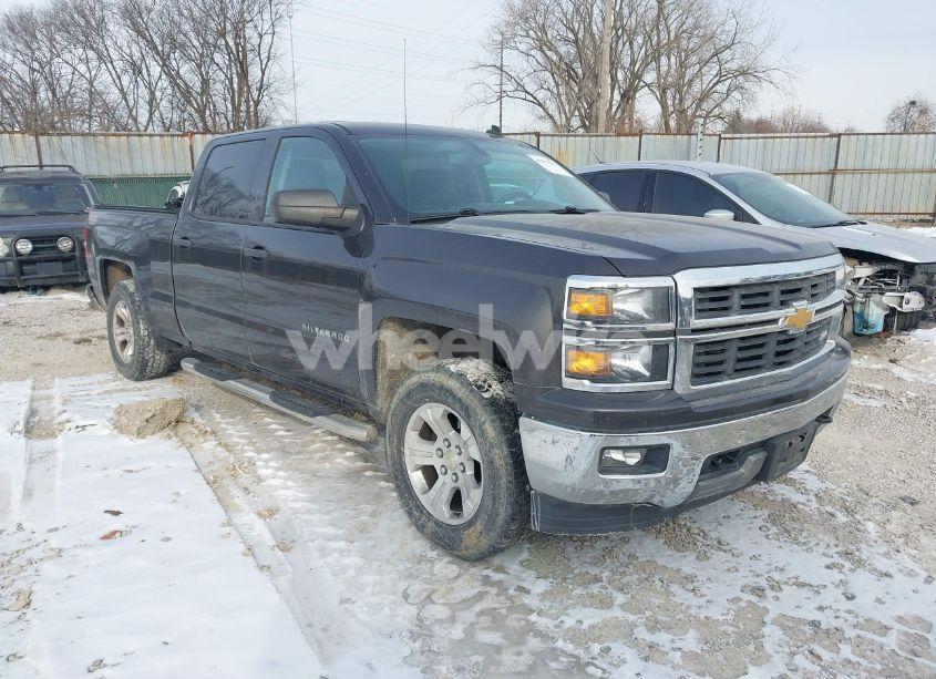 2014 Chevrolet Silverado 1500 2LT (VIN 3GCUKREC9EG517366) main photo