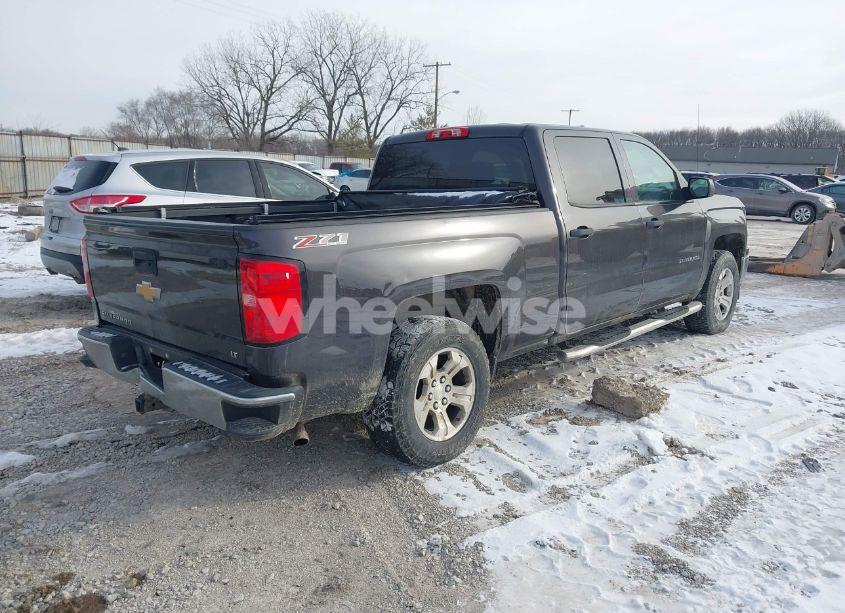 Photo 4 of 2014 Chevrolet Silverado 1500 2LT (VIN 3GCUKREC9EG517366)