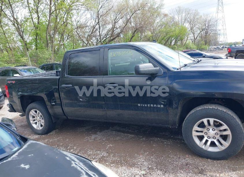 Photo 13 of 2014 Chevrolet Silverado 1500 1LT (VIN 3GCUKREC9EG552568)