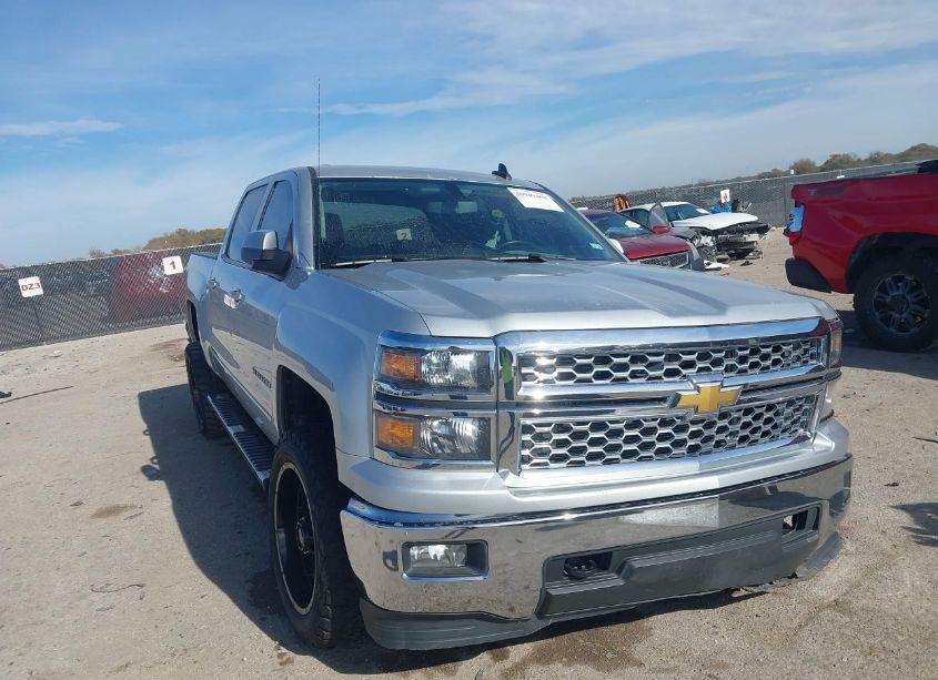 2015 Chevrolet Silverado 1500 1LT (VIN 3GCUKREC9FG123111) main photo