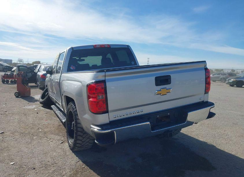 Photo 3 of 2015 Chevrolet Silverado 1500 1LT (VIN 3GCUKREC9FG123111)