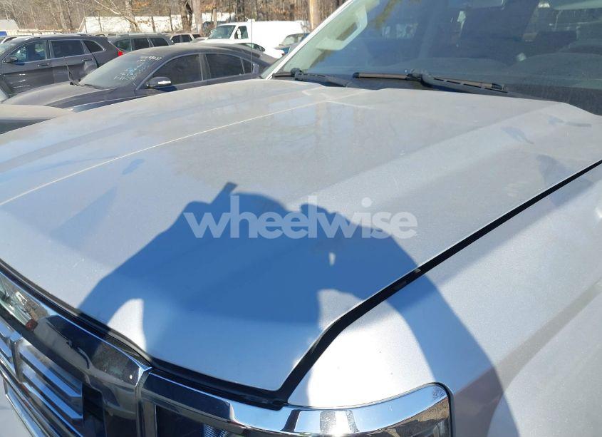 Photo 6 of 2015 Chevrolet Silverado 1500 2LT (VIN 3GCUKREC9FG139924)