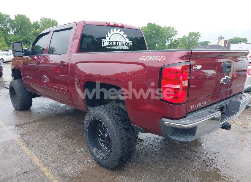 Photo 3 of 2015 Chevrolet Silverado 1500 1LT (VIN 3GCUKREC9FG193708)