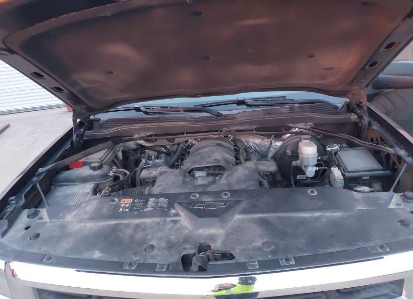 Photo 10 of 2015 Chevrolet Silverado 1500 2LT (VIN 3GCUKREC9FG476495)