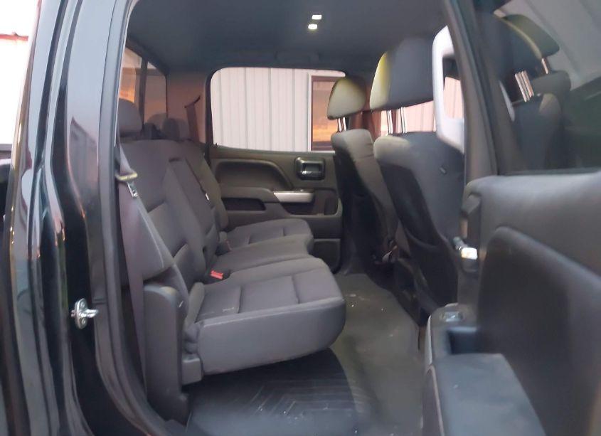 Photo 8 of 2015 Chevrolet Silverado 1500 2LT (VIN 3GCUKREC9FG476495)