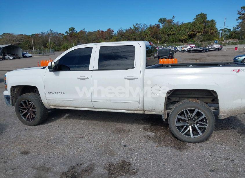 Photo 14 of 2015 Chevrolet Silverado 1500 1LT (VIN 3GCUKREC9FG489408)