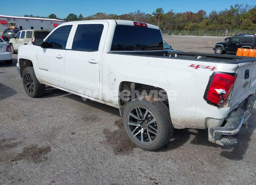 Photo 3 of 2015 Chevrolet Silverado 1500 1LT (VIN 3GCUKREC9FG489408)