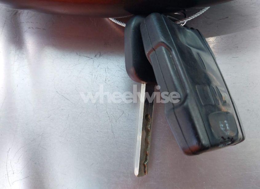 Photo 11 of 2015 Chevrolet Silverado 1500 1LT (VIN 3GCUKREC9FG519099)