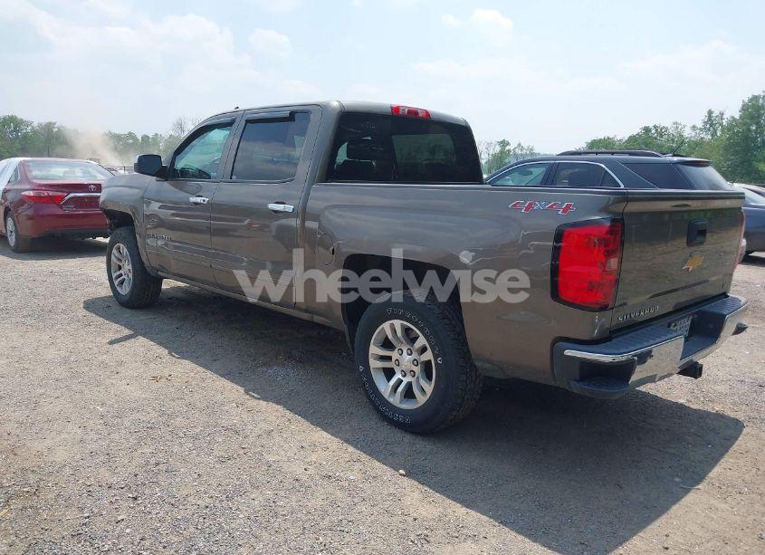 Photo 3 of 2015 Chevrolet Silverado 1500 1LT (VIN 3GCUKREC9FG519099)
