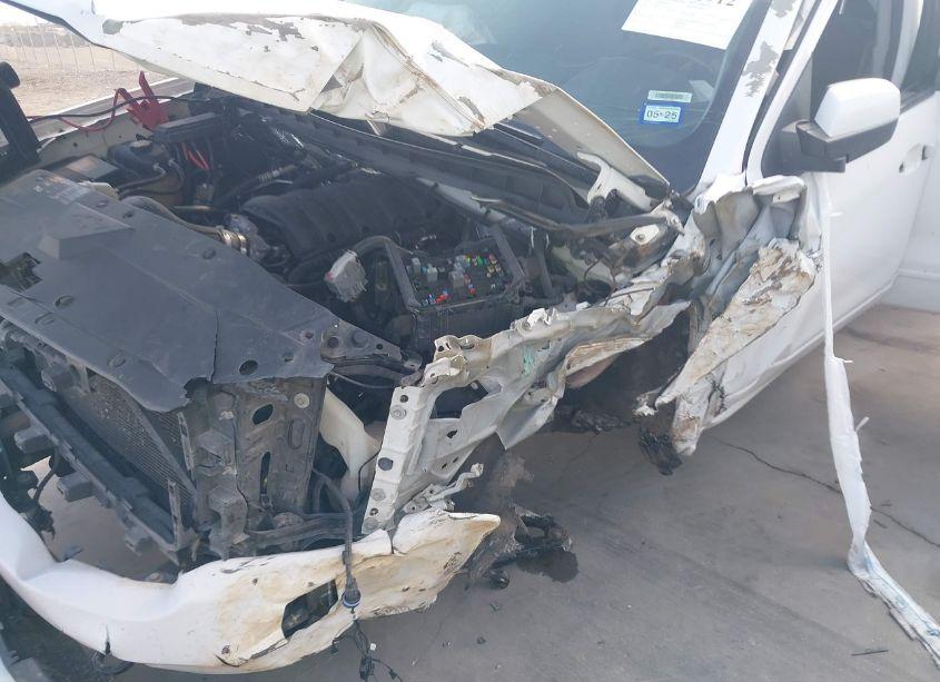 Photo 17 of 2016 Chevrolet Silverado 1500 2LT (VIN 3GCUKREC9GG112174)