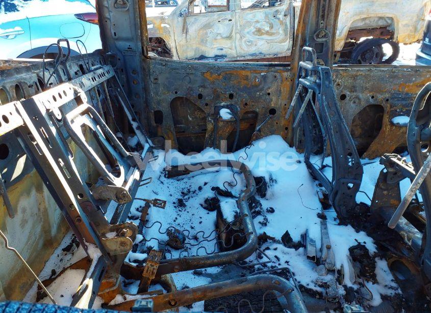 Photo 8 of 2016 Chevrolet Silverado 1500 1LT (VIN 3GCUKREC9GG141450)