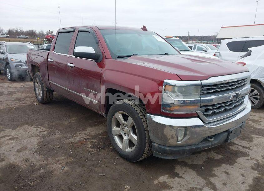 2016 Chevrolet Silverado 1500 1LT (VIN 3GCUKREC9GG205499) main photo
