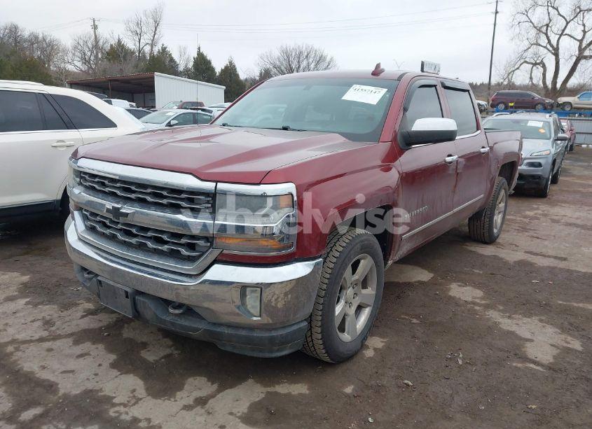 Photo 2 of 2016 Chevrolet Silverado 1500 1LT (VIN 3GCUKREC9GG205499)
