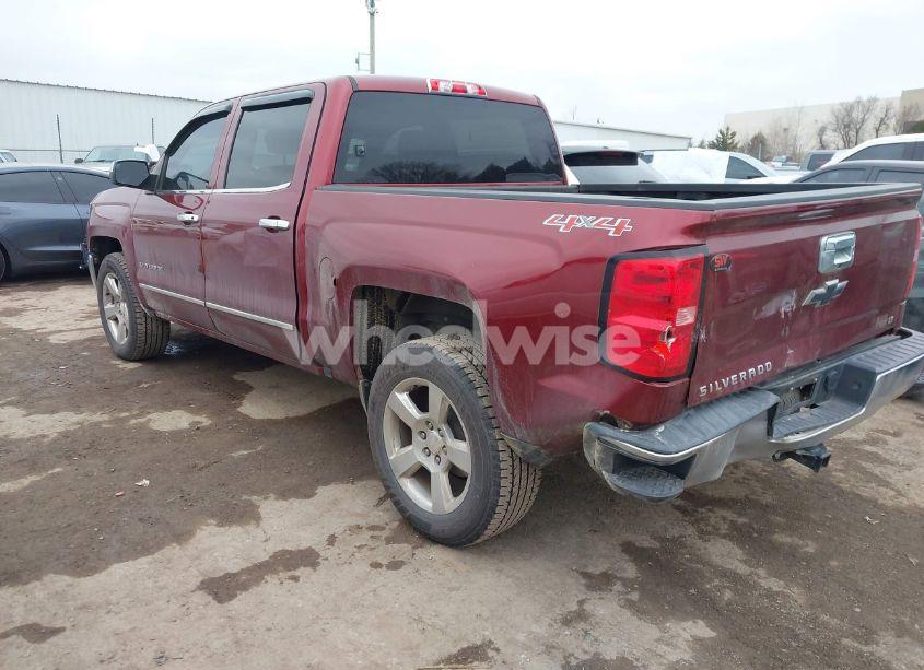 Photo 3 of 2016 Chevrolet Silverado 1500 1LT (VIN 3GCUKREC9GG205499)