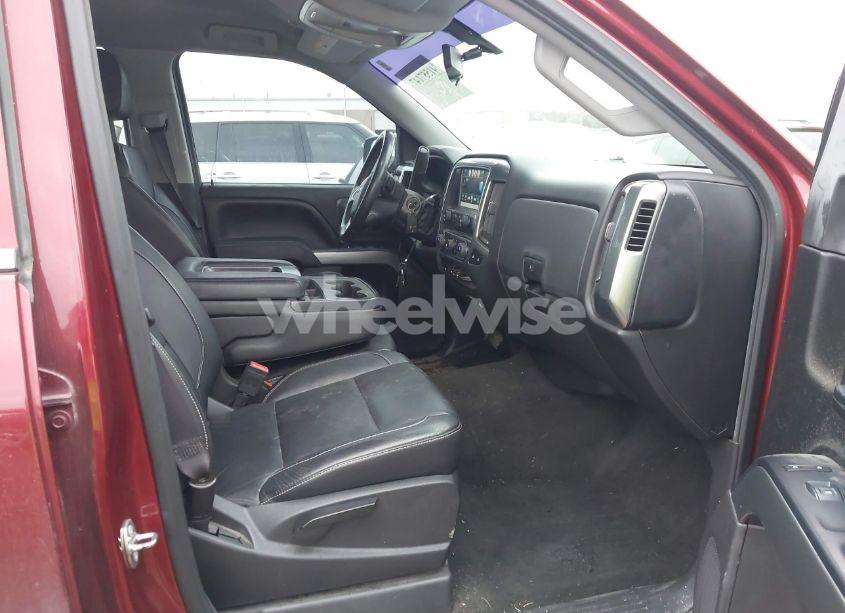 Photo 5 of 2016 Chevrolet Silverado 1500 1LT (VIN 3GCUKREC9GG205499)