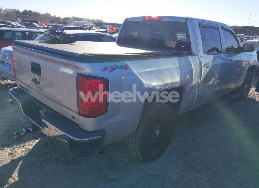 Photo 4 of 2016 Chevrolet Silverado 1500 1LT (VIN 3GCUKREC9GG274581)