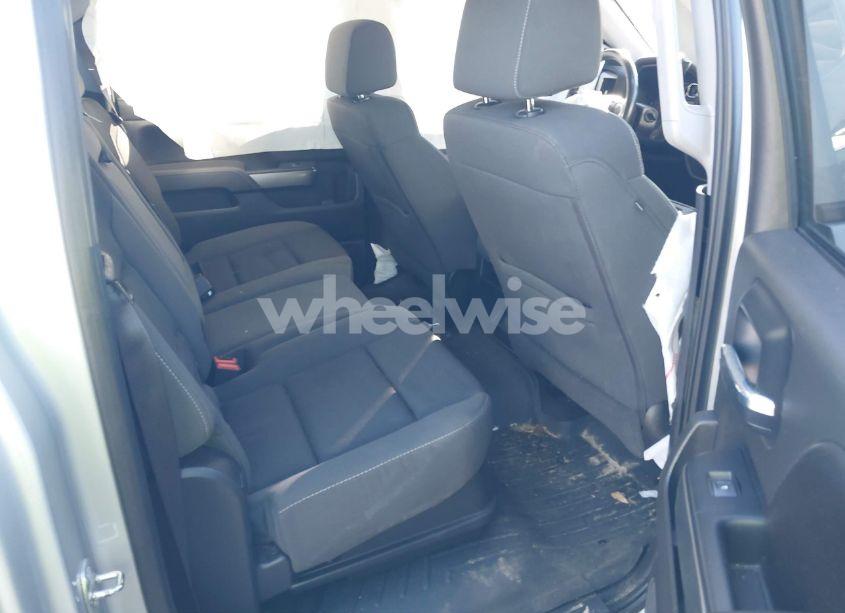 Photo 8 of 2016 Chevrolet Silverado 1500 1LT (VIN 3GCUKREC9GG274581)