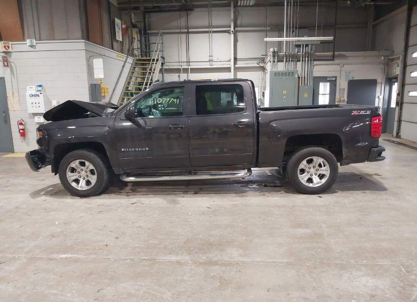 Photo 15 of 2016 Chevrolet Silverado 1500 2LT (VIN 3GCUKREC9GG310608)