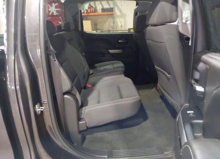 Photo 8 of 2016 Chevrolet Silverado 1500 2LT (VIN 3GCUKREC9GG310608)