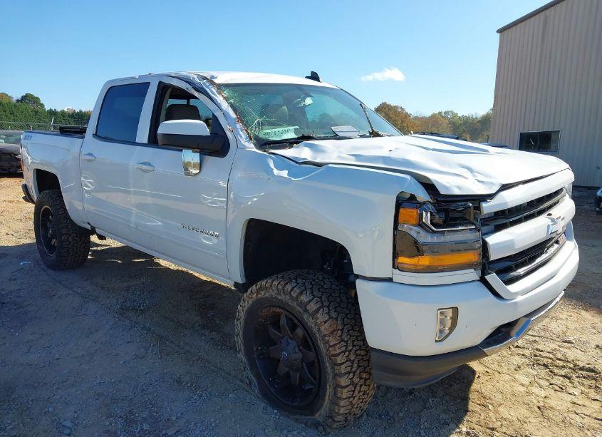 2016 Chevrolet Silverado 1500 2LT (VIN 3GCUKREC9GG334729) main photo