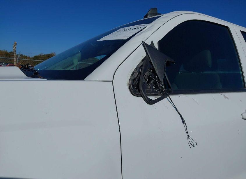 Photo 21 of 2016 Chevrolet Silverado 1500 2LT (VIN 3GCUKREC9GG334729)