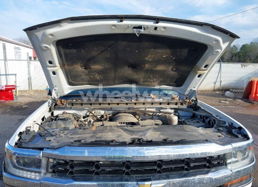 Photo 10 of 2017 Chevrolet Silverado 1500 1LT (VIN 3GCUKREC9HG149579)