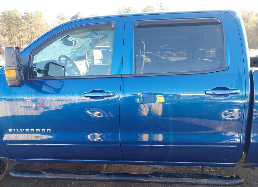 Photo 14 of 2017 Chevrolet Silverado 1500 2LT (VIN 3GCUKREC9HG153812)