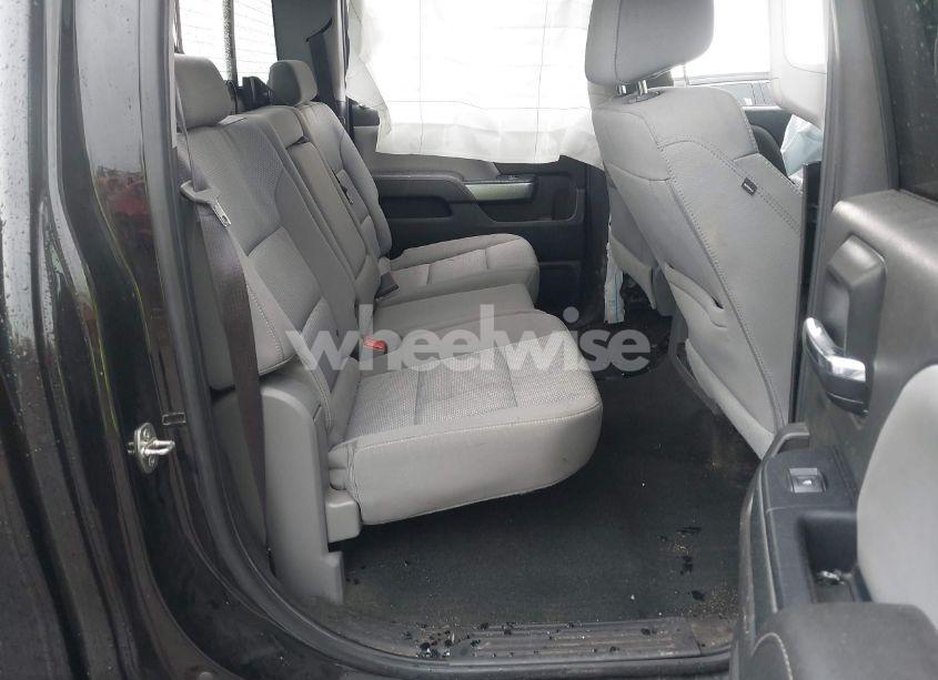 Photo 8 of 2017 Chevrolet Silverado 1500 1LT (VIN 3GCUKREC9HG231151)