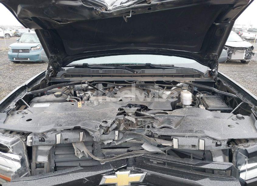 Photo 10 of 2017 Chevrolet Silverado 1500 2LT (VIN 3GCUKREC9HG238388)