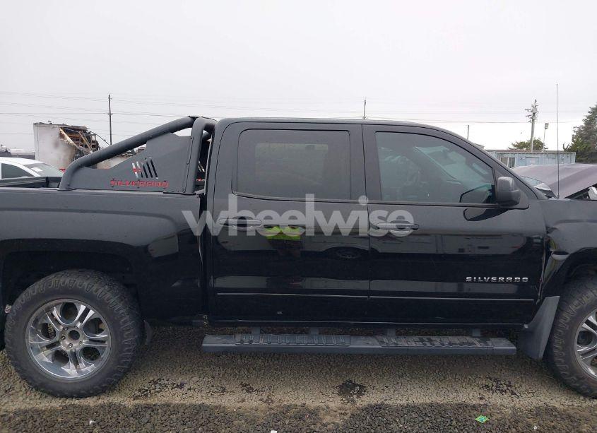 Photo 13 of 2017 Chevrolet Silverado 1500 2LT (VIN 3GCUKREC9HG238388)