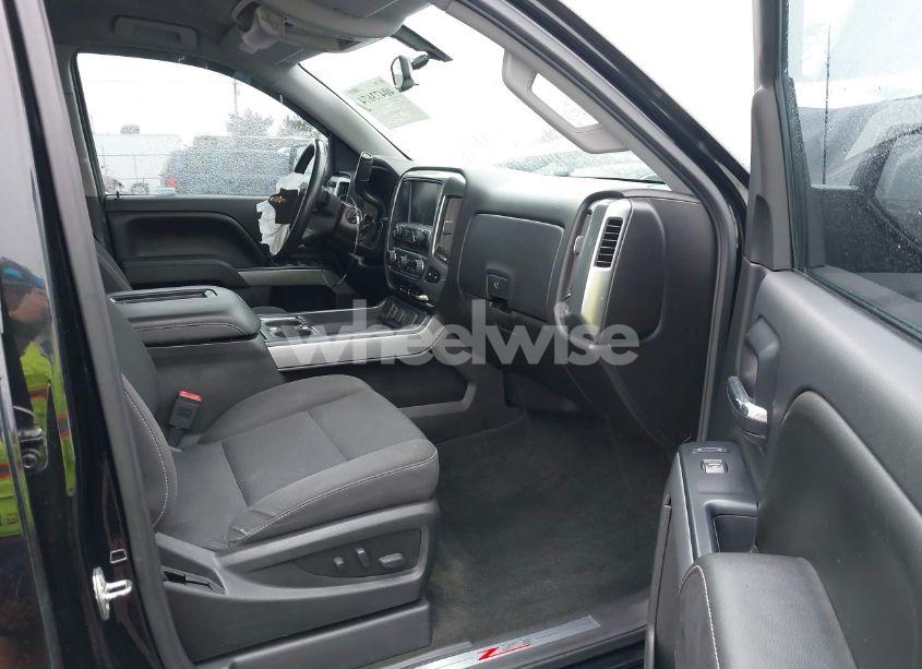 Photo 5 of 2017 Chevrolet Silverado 1500 2LT (VIN 3GCUKREC9HG238388)