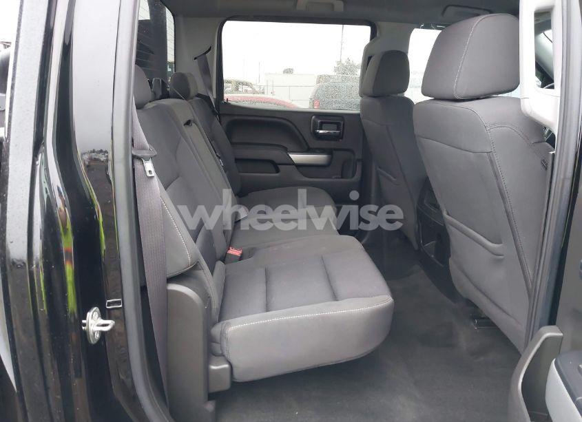 Photo 8 of 2017 Chevrolet Silverado 1500 2LT (VIN 3GCUKREC9HG238388)