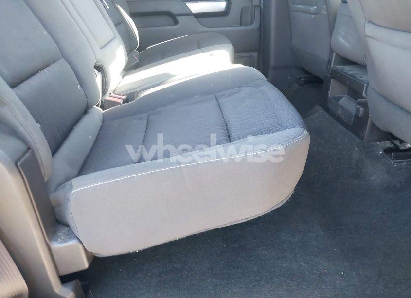 Photo 8 of 2017 Chevrolet Silverado 1500 1LT (VIN 3GCUKREC9HG315955)