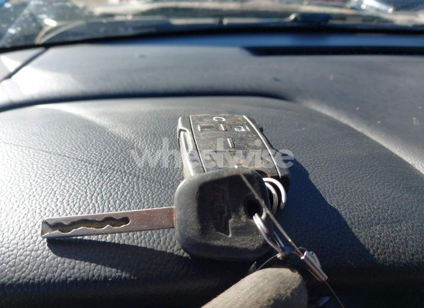 Photo 11 of 2017 Chevrolet Silverado 1500 2LT (VIN 3GCUKREC9HG425744)